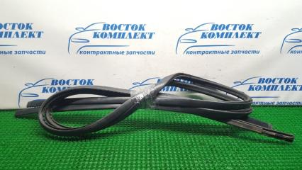 Молдинг крыши Toyota Estima ACR50W 01.2012 2AZ-FE