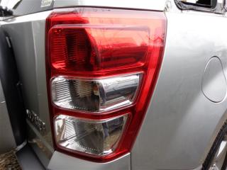 Запчасть стоп-сигнал правый SUZUKI GRAND VITARA ESCUDO 2005 TD54 J20A 35670-65J21 контрактная Стоп-сигнал правый SUZUKI GRAND VITARA ESCUDO 2005 TD54 J20A 35670-65J21 контрактная