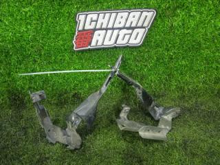Запчасть петля капота передняя NISSAN FUGA
