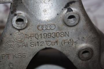 Запчасть кронштейн двигателя правый Audi A6 III