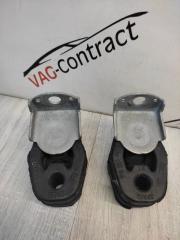 Подушка глушителя с кронштейном Skoda Rapid 2017 1.6 CWVB Подушка глушителя с кронштейном Skoda Rapid 2017 1.6 CWVB