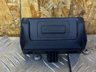 Кнопка открывания багажника Omoda C5 2023 1.6 Кнопка открывания багажника Omoda C5 2023 1.6