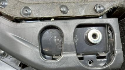 Обшивка двери передней левой Meriva 2003-2010 A