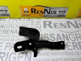 Кронштейн двигателя Nissan Terrano D10