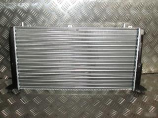 Радиатор охлаждения Audi 80