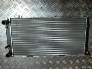 Радиатор охлаждения Audi 80 1986—1991