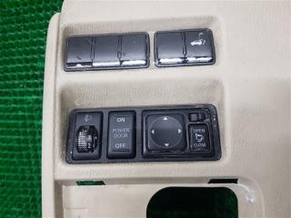 Кнопка открывания двери багажника Infiniti Qx56 2012