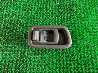 Запчасть ручка двери внутренняя передняя левая Nissan Safari 1998