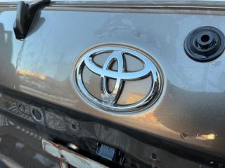 Эмблема багажника Toyota Sequoia 2008