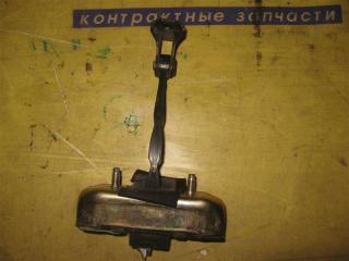 Ограничитель двери задний TOYOTA FUNCARGO 2000 NCP21 1NZ-FE 68650-52010 контрактная