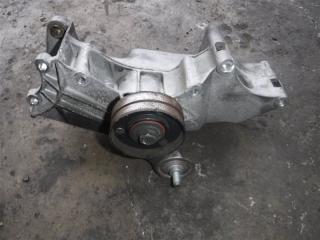 Кронштейн генератора Volkswagen Golf 2001 4 AZD 032145069Q контрактная