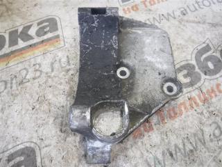 Кронштейн генератора Volkswagen Transporter 1991-2002 T4 ABL 028903143AD Б/У