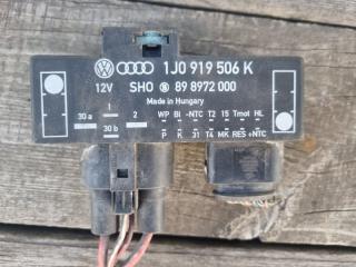 Блок управления вентилятором Volkswagen Golf 2000