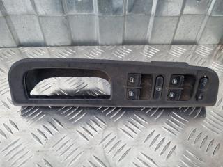Ручка двери внутренняя передняя левая Volkswagen Passat 1998