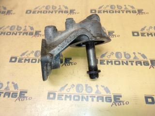 Кронштейн масляного фильтра Volkswagen Transporter T4 1995