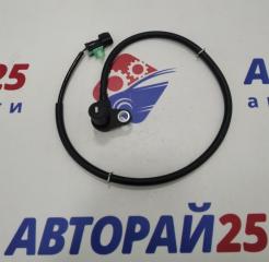 Датчик ABS задний Pajero DENSO MR569090