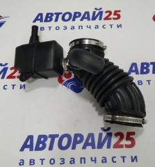 Запчасть патрубок воздушного фильтра Nissan X-Trail / Dualis 16576JE30A