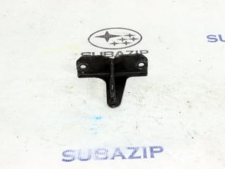 Ответная часть замка капота передняя Subaru Forester 1997-2002 S10 57311FC000 контрактная