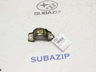 Скоба крепления стабилизатора передняя Subaru Forester 1998-2007 S10 20416FE000 контрактная