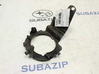 Кронштейн ПТФ передний правый Subaru Forester 2002-2005 S11 84927SA000 контрактная