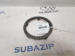 Кольцо задний Subaru Forester 1994-2007 S10 26750AA014 контрактная