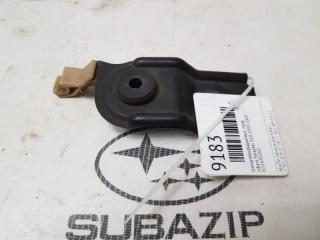 Кронштейн радиатора правый Subaru Forester 1997-2000 S10 45116FC050 контрактная