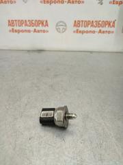 Запчасть датчик давления топлива Volkswagen Passat B6 2007