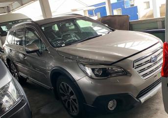 Капот Subaru Outback 2015