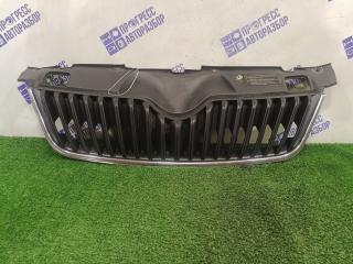 Решетка радиатора Skoda Fabia Хэтчбек 1.4 CGG БУ