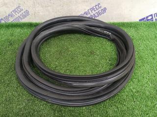 Уплотнительная резинка боковой двери правая задняя Ford Mondeo 3 Седан 2006 2.0 CJBA Уплотнительная резинка боковой двери правая задняя Ford Mondeo 3 Седан 2006 2.0 CJBA