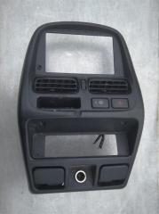 Рамка под магнитолу Nissan Navara (D22) 1998-2007 2003