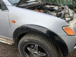Крыло переднее правое Mitsubishi L200 (2006-2015) Пикап 2.5 D 4D56 БУ