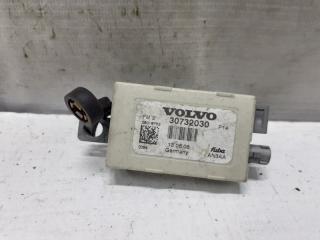 Усилитель антенны Volvo C30 2007-2013