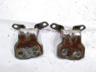 Запчасть петля дверная передняя правая SUZUKI JIMNY 1999 JB33W G13B 69310-60G01 контрактная Петля дверная передняя правая SUZUKI JIMNY 1999 JB33W G13B 69310-60G01 контрактная