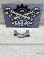 Скоба дифференциала MITSUBISHI RVR 2010 W4A32 Скоба дифференциала MITSUBISHI RVR 2010 W4A32