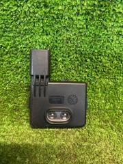 Датчик бесключевого доступа Renault Megane 3