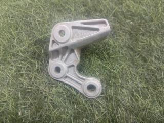 Кронштейн КПП RENAULT DUSTER 2009-2015 Кронштейн КПП RENAULT DUSTER 2009-2015