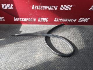 Уплотнительная резинка крыши правая Renault Logan Уплотнительная резинка крыши правая Renault Logan
