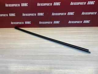 Уплотнитель стекла внешний правый передний Renault Logan Stepway Уплотнитель стекла внешний правый передний Renault Logan Stepway