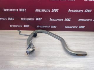 Петля крышки багажника правая Renault Logan 2 Петля крышки багажника правая Renault Logan 2