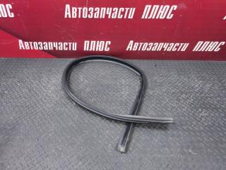 Уплотнительная резинка крыши левая Renault Logan 2 Уплотнительная резинка крыши левая Renault Logan 2