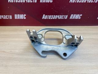 Кронштейн опоры двигателя левый Renault Arkana