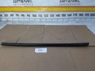 Уплотнитель стекла левый передний ford Mondeo Уплотнитель стекла левый передний ford Mondeo