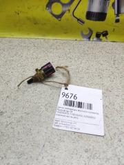 Датчик температуры впускного коллектора Mazda Bongo F8 Датчик температуры впускного коллектора Mazda Bongo F8