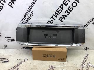 Накладка крышки багажника Lexus GX460 БУ
