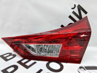 Фонарь в крышку багажника задний правый Toyota Auris 2 180 БУ