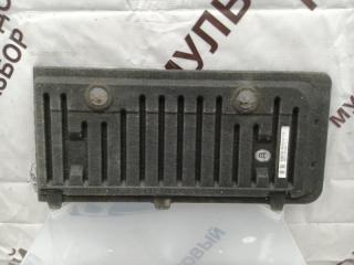 Заглушка крышки багажника правая Toyota Land Cruiser 200 БУ