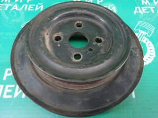 Шкив помпы Mitsubishi Carisma