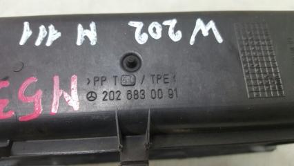 Ящик передней консоли C180 1996 W202 M111.920 1.8л