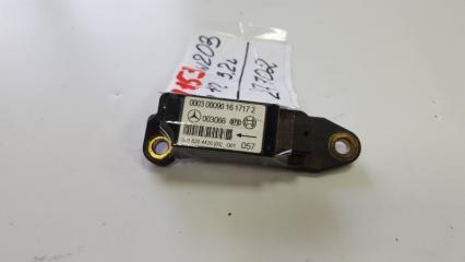 Датчик удара SRS AirBag Mercedes C320 2000г W203 M112.946 3.2л 003000901617172 Б/У